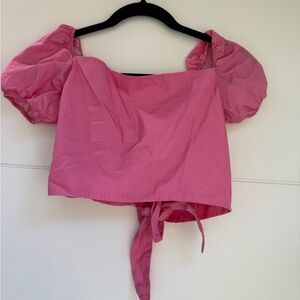DEAR HANNAH PREP cropped tied shirt/pink/ size XL in girls
